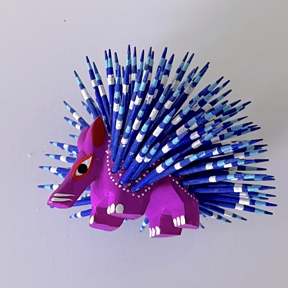 Mexican folk porcupine figurine - Picture 2 of 6